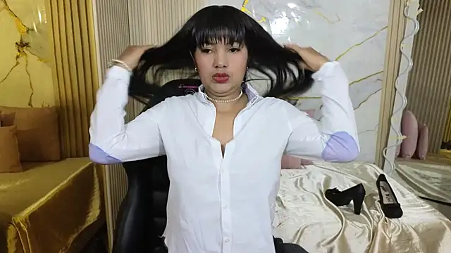 Lexy tay online show from 05-20-26, 11:51