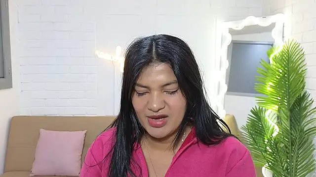 Lexy tay online show from 10-19-25, 11:35