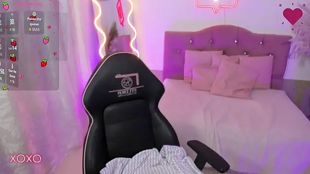 HANNI TAY online show from 12-18-25, 11:47