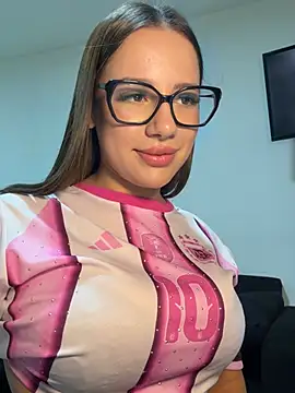 AlessiaaRuso1 online show from 06-24-26, 02:10