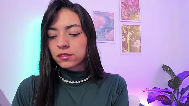 canelleGarces online show from 11-22-25, 03:11