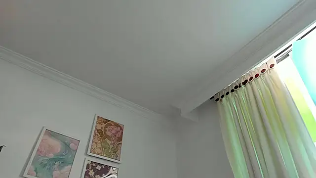 canelleGarces online show from 04-12-26, 01:03