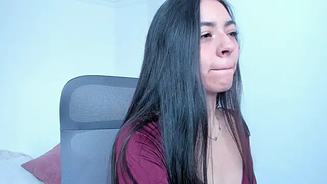 canelleGarces online show from 06-24-26, 02:15