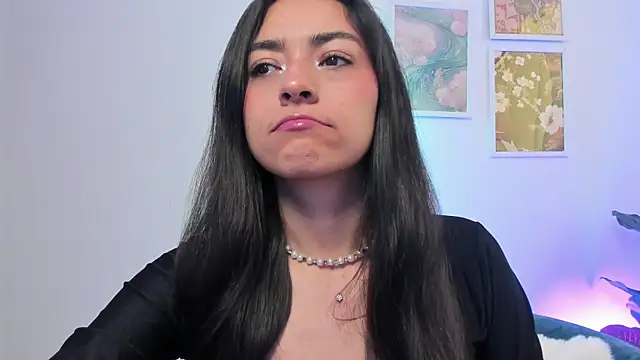 canelleGarces online show from 11-30-25, 04:30