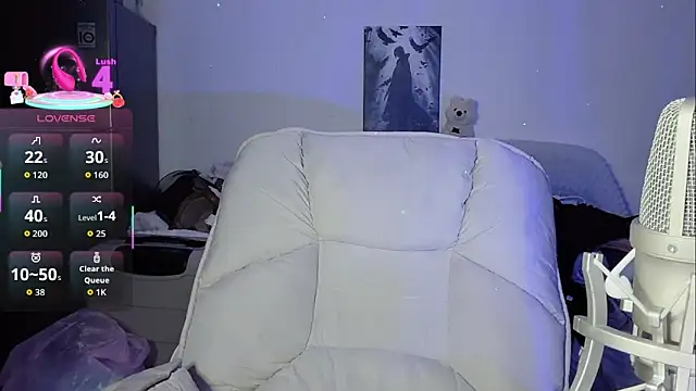 twlilybae online show from 04-12-26, 04:21