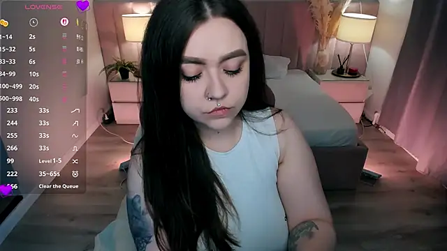 ashton heidii online show from 06-12-26, 11:13