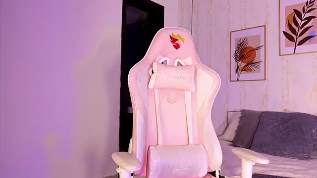 Ayleen Dunkan online show from 09-17-25, 12:07