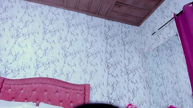 Snapshot of SofiiFoox chatting on 10-28-25, 11:09 SofiiFoox online show from 10-28-25, 11:09