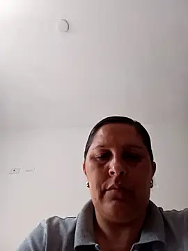 KikaDuque online show from 03-31-26, 02:30