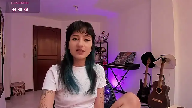 Snapshot of atenea_dragon__ chatting on 07-26-26, 08:27 atenea dragon online show from 07-26-26, 08:27