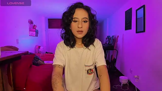 atenea dragon   online show from 10-18-25, 04:58