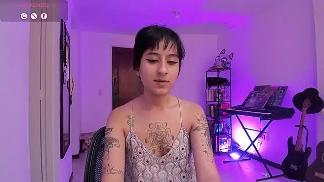 Snapshot of atenea_dragon__ chatting on 07-25-26, 09:54 atenea dragon online show from 07-25-26, 09:54