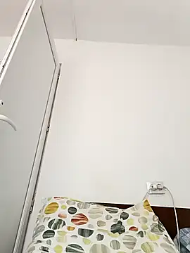 Vera Elle online show from 10-13-25, 08:27