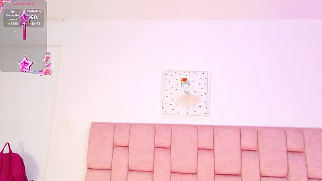 ScarlettLuxe online show from 02-25-26, 07:58