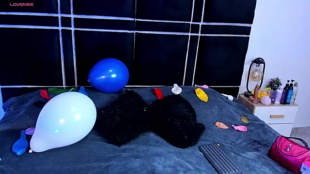 Zoe Vg online show from 09-24-25, 05:08