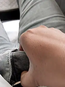 hunk28 6 online show from 10-10-25, 06:47