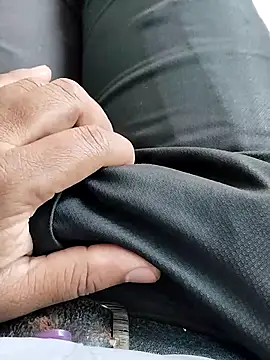 hunk28 6 online show from 11-01-25, 07:24