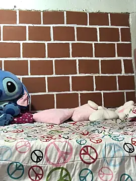 Rachellcooperrr online show from 04-08-26, 01:29