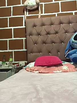 Rachellcooperrr online show from 03-11-26, 12:26