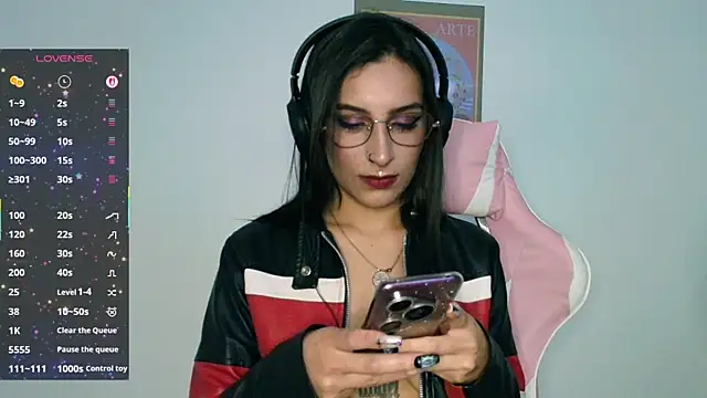 shopiaa m2 online show from 04-18-26, 04:15