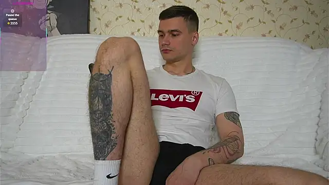 johnstoneisland online show from 04-19-26, 08:04