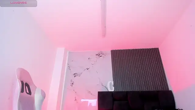 chloesagee online show from 05-15-26, 10:52