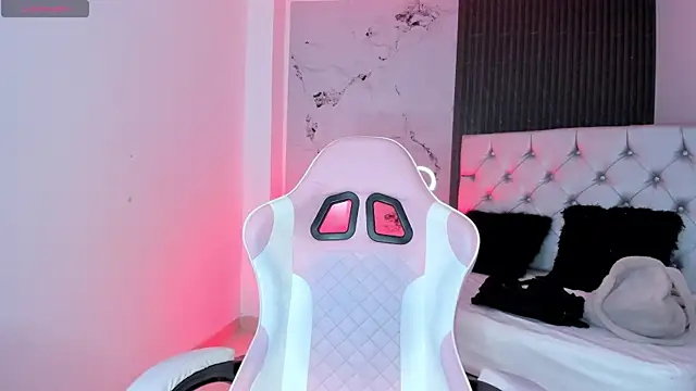 chloesagee online show from 11-05-25, 11:30