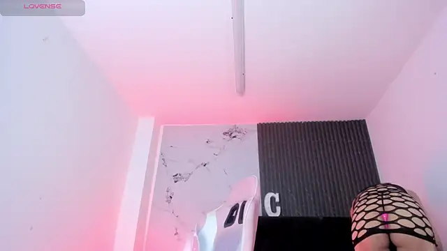 chloesagee online show from 05-05-26, 10:35