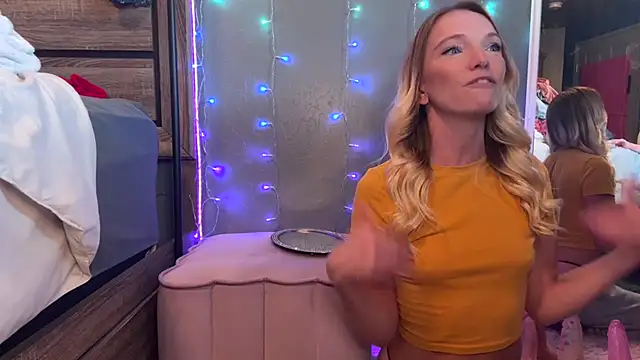 ajmiller25 online show from 11-03-25, 08:12