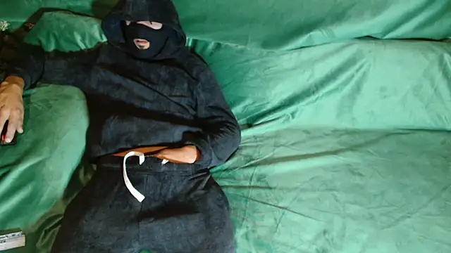 JUSTFORRICH online show from 01-12-26, 02:46