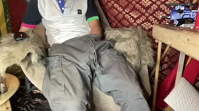 JUSTFORRICH online show from 12-14-25, 07:30