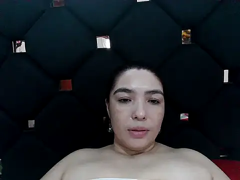 Snapshot of vegacristal88 chatting on 10-10-25, 02:51 vegacristal88 online show from 10-10-25, 02:51