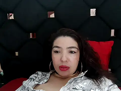 Snapshot of vegacristal88 chatting on 10-05-25, 01:35 vegacristal88 online show from 10-05-25, 01:35