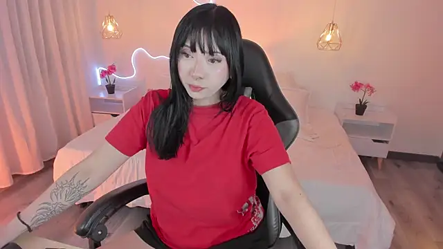 Snapshot of Noahcryptic chatting on 11-12-25, 05:22 Noahcryptic online show from 11-12-25, 05:22