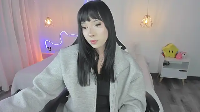 Snapshot of Noahcryptic chatting on 12-19-25, 08:06 Noahcryptic online show from 12-19-25, 08:06