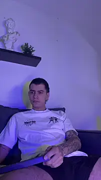 chris suarez online show from 04-24-26, 08:33