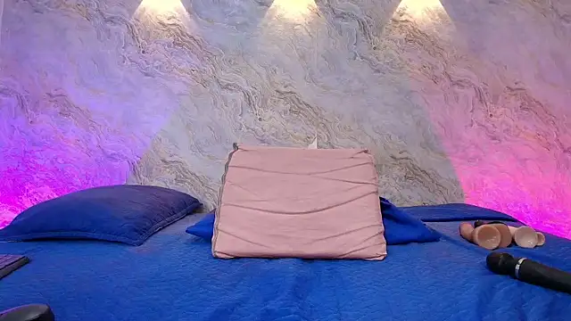 carol juicyy online show from 09-18-25, 07:17