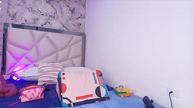 carol juicyy online show from 11-23-25, 07:24