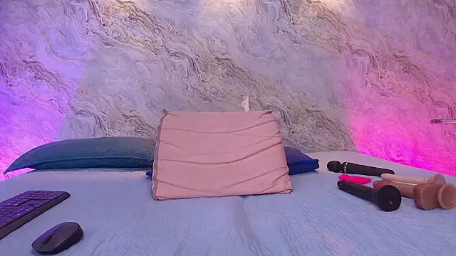 carol juicyy online show from 10-07-25, 07:26