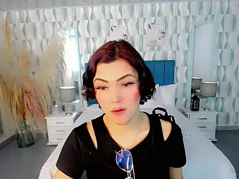 nathalialoes1 online show from 11-13-25, 07:07