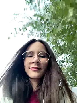 Snapshot of MartaBrent chatting on 09-13-25, 02:28 MartaBrent online show from 09-13-25, 02:28
