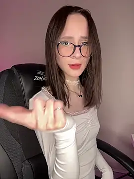 Snapshot of MartaBrent chatting on 01-19-26, 04:11 MartaBrent online show from 01-19-26, 04:11