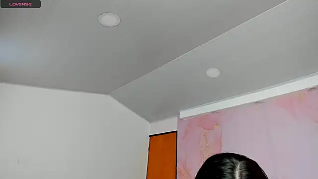 milk candy18 online show from 10-01-25, 12:09