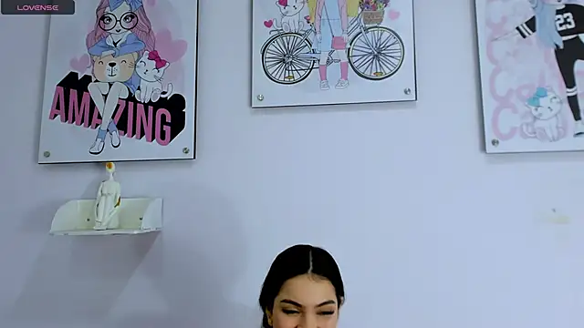 milk candy18 online show from 11-13-25, 10:52