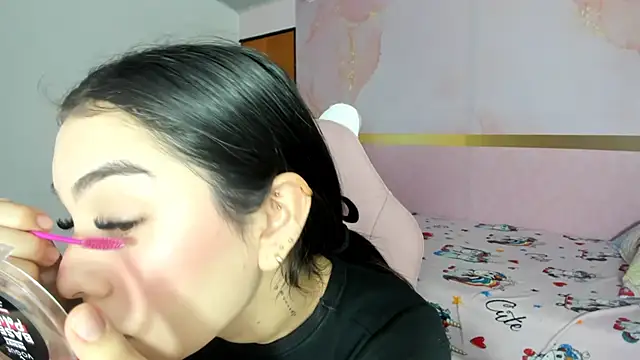 milk candy18 online show from 10-21-25, 10:47