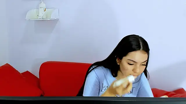 milk candy18 online show from 11-12-25, 11:25