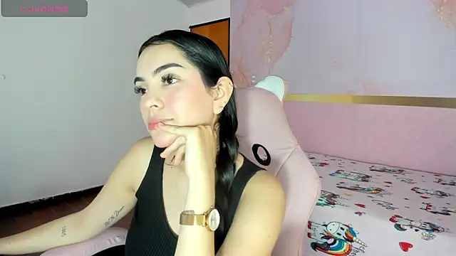 milk candy18 online show from 10-17-25, 12:29