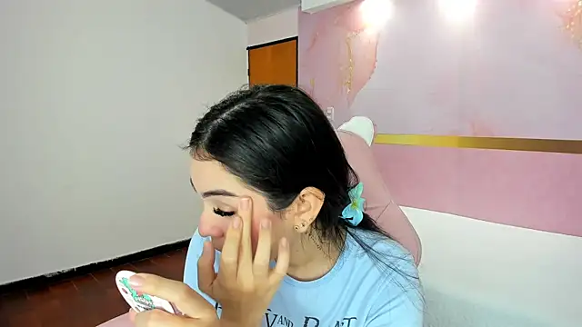 milk candy18 online show from 11-06-25, 10:52