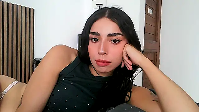 sweetbrunette22 online show from 03-25-26, 08:08