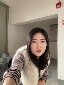 xtt1689999 online show from 11-06-25, 03:21